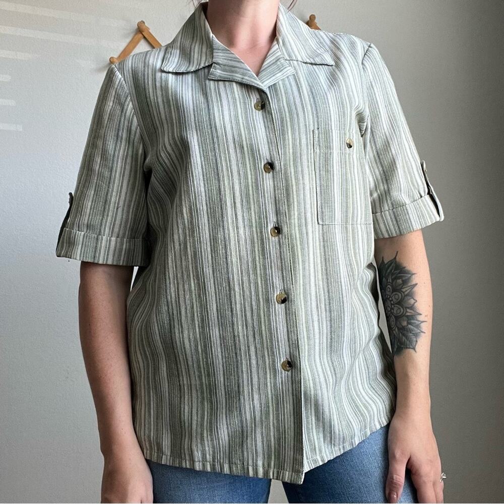 Vintage Blair Green and White Striped Short Sleeve Button Up Blouse Size small